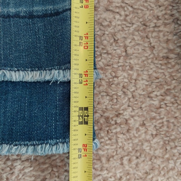 Democracy Ab"solution Mid-Rise Blue Double Layer Fray Hem Cropped Jeans Size 4P - Picture 8 of 10